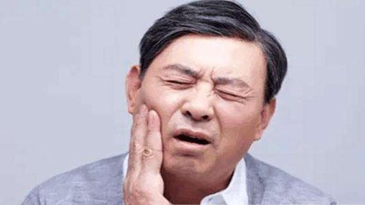 如何快速缓解口腔溃疡实在太疼了,特别严重的口腔溃疡最快解决方法