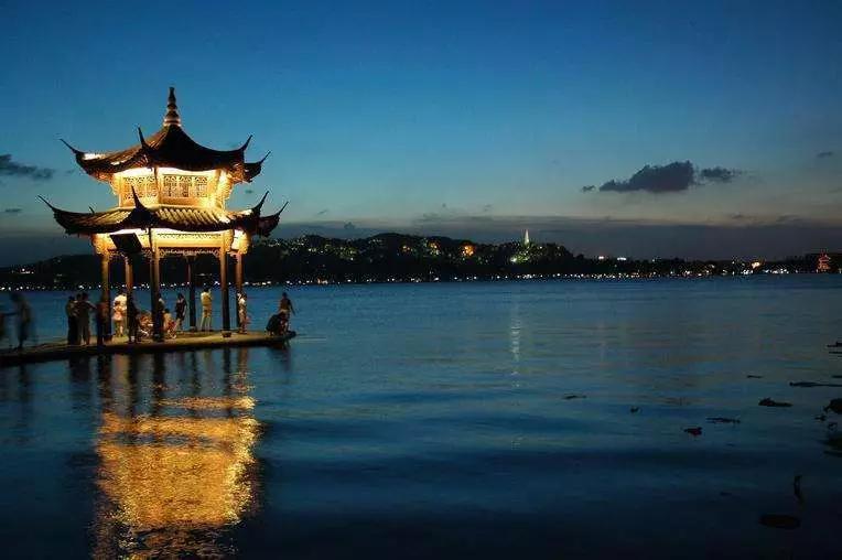 适合电商创业的10种项目,中国最成功的电商排名