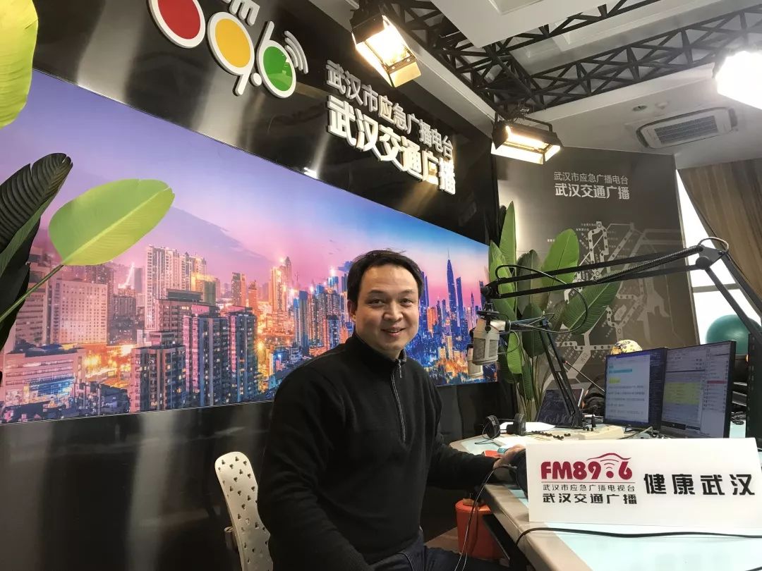 【健康】赵洪波带你秒懂激光美容