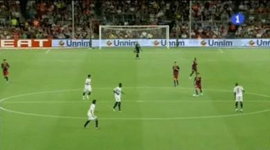 一传定乾坤!黄健翔评哈维退役是20年足坛重大时刻，再见大佬！