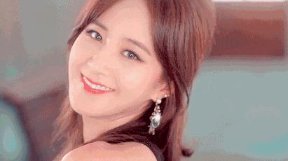 哪有那么多混血，全靠仙瞳招摇撞骗~