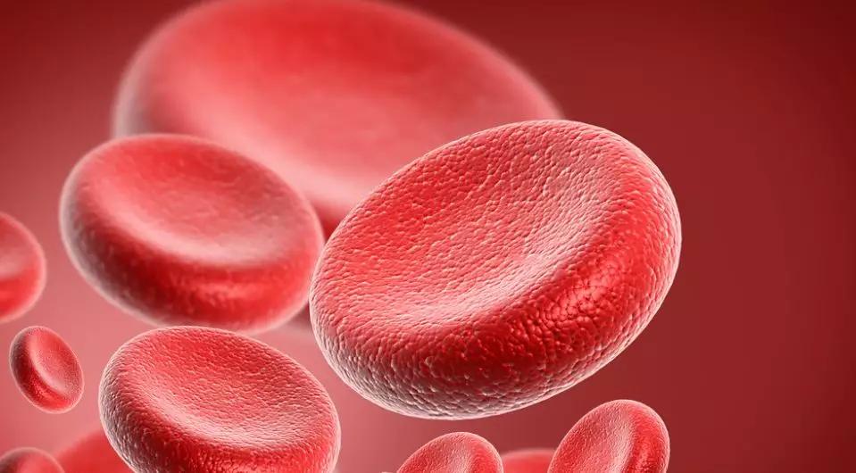 45岁女血小板偏高357要怎么降下来,35岁女性血小板452用不用治疗