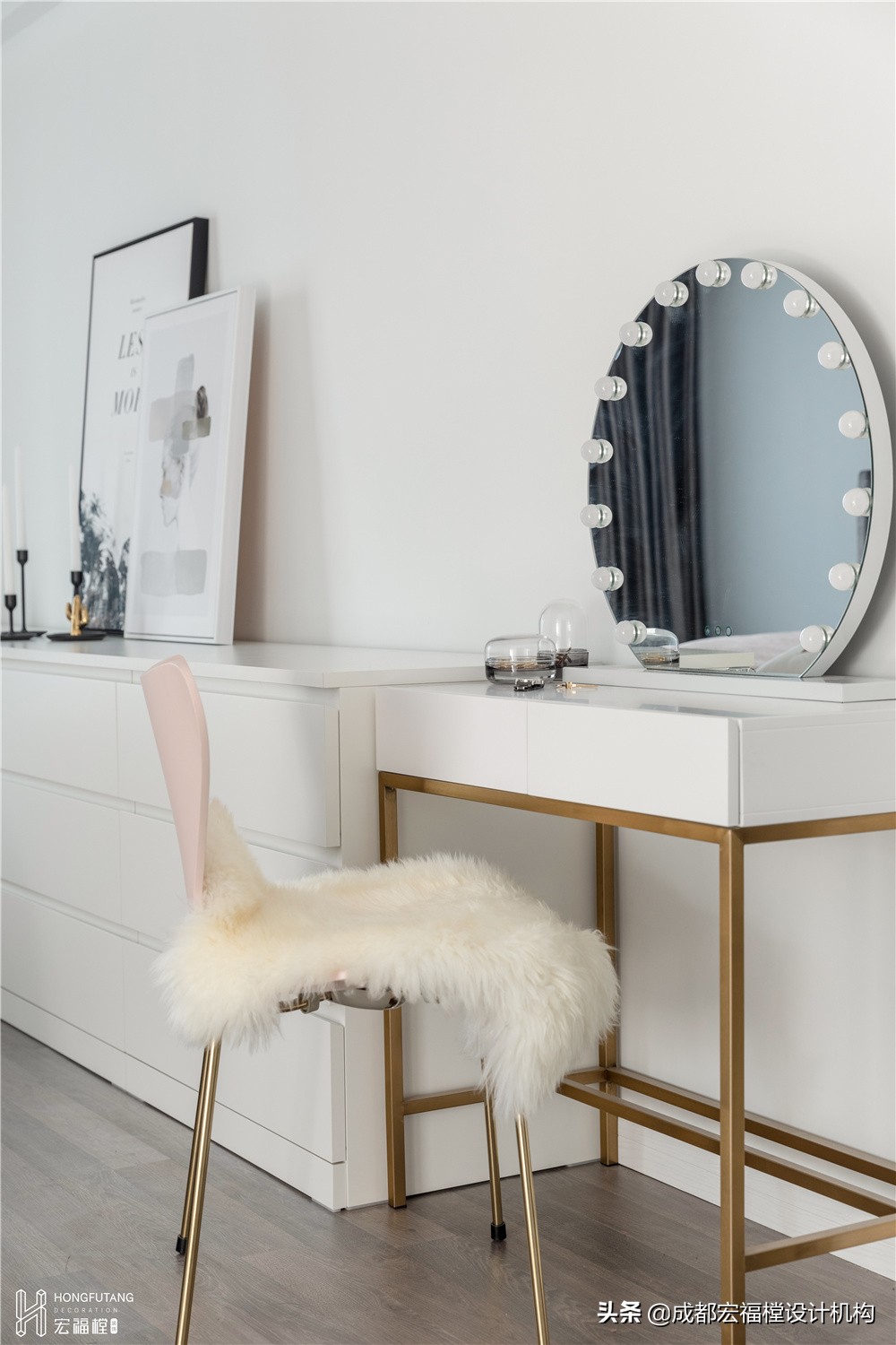 跃层意式极简风背景墙,北欧风电视背景墙小户型