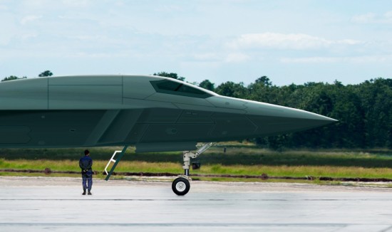 滑跑距离5公里以上,全国只有一两条跑道可用,轰18即将露出真身