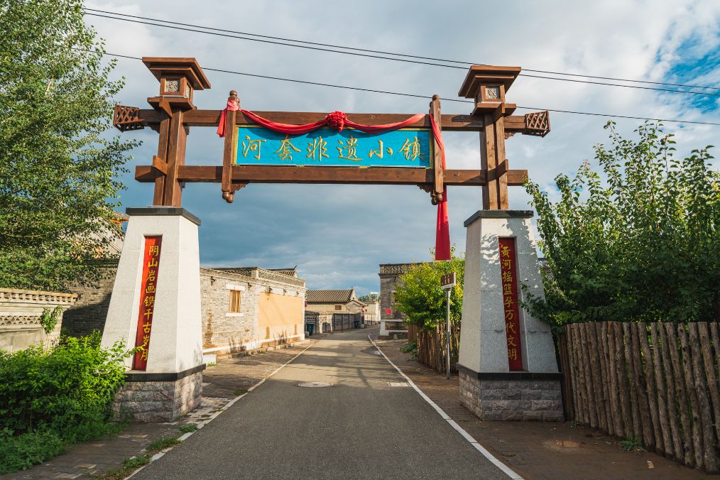 她是滔滔千里黄河的宠儿,阴山之下、河套之上的掌上明珠