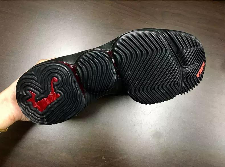 lebron16实战评测,lebron16low测评紫色