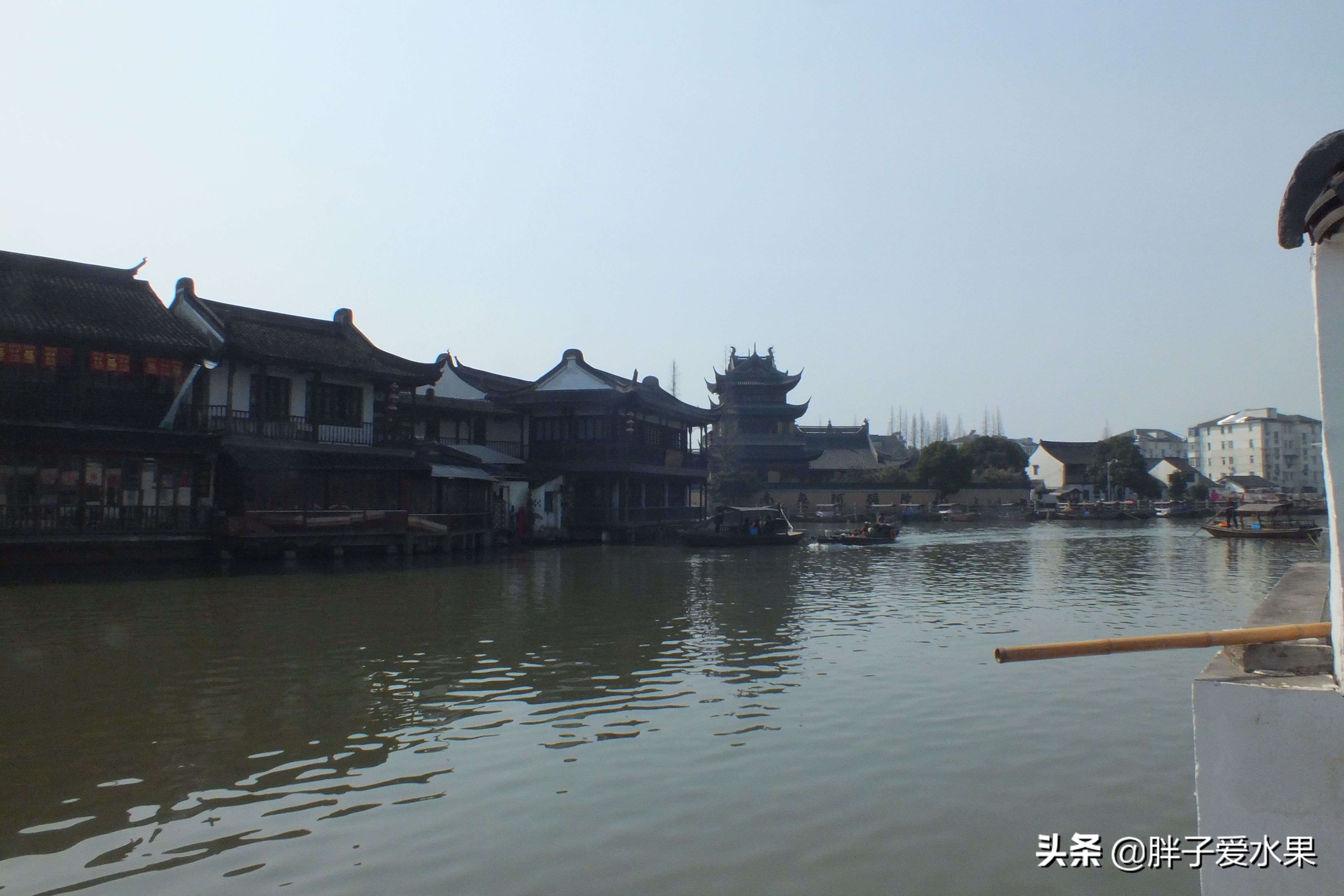 游览江南第一古镇朱家角,江南古镇朱家角一日游