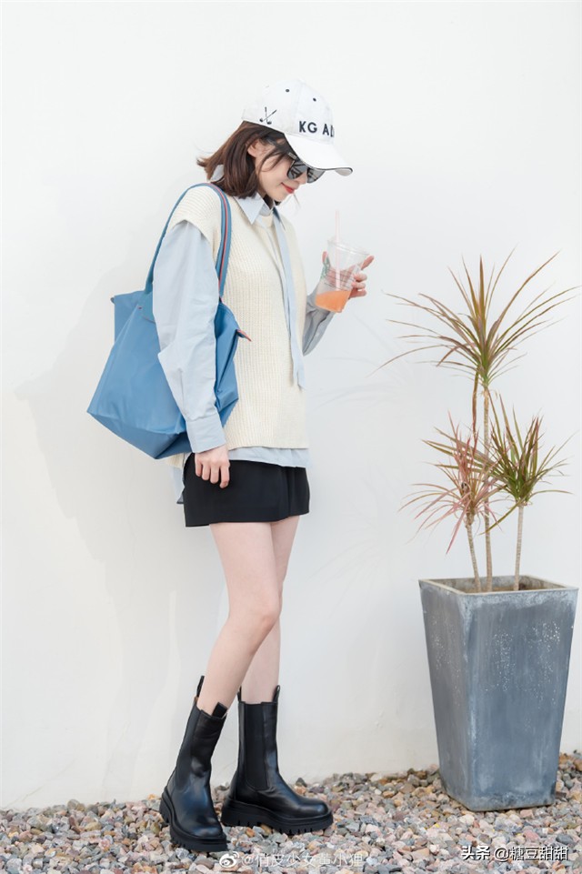 越讲究的女人越喜欢“蓝色”，最全的“组色搭配”在这，值得借鉴