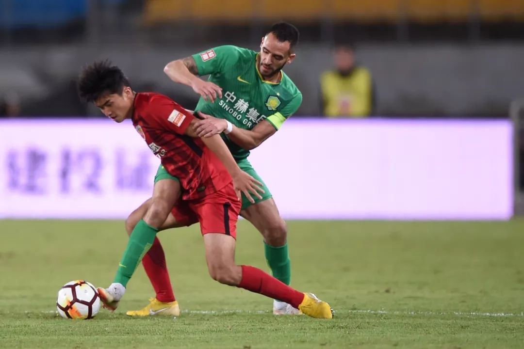雷文杰上港队,雷文洁回上港视频