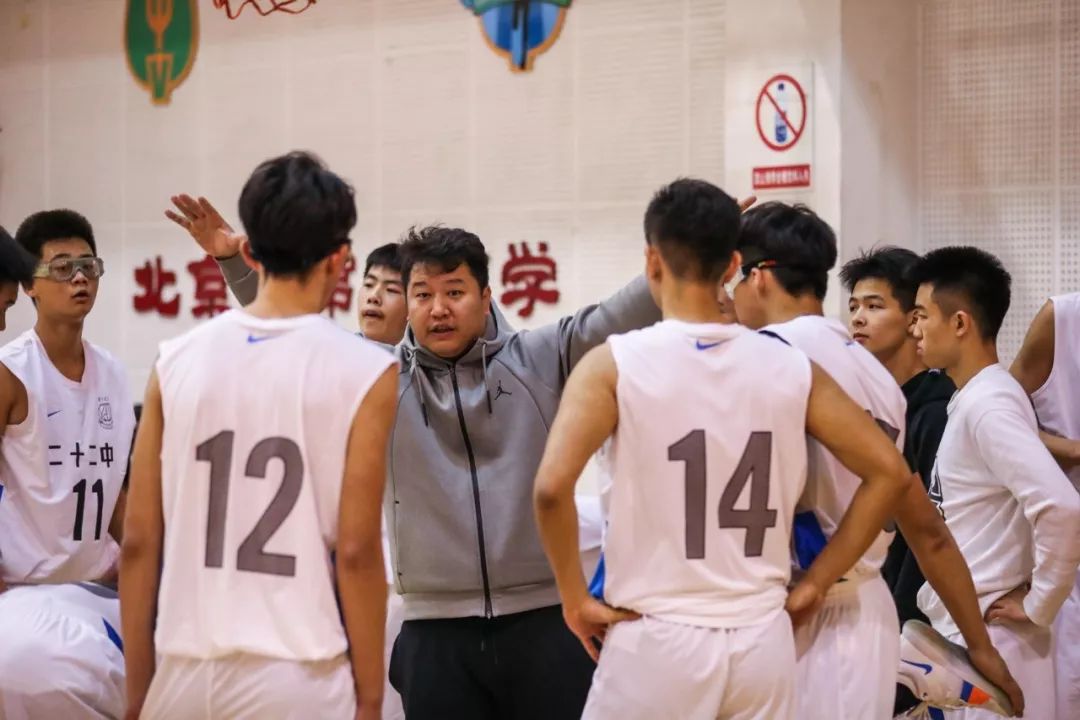 十六强激烈幸存不易新八强更强明日开战丨2018-19耐克高中联赛