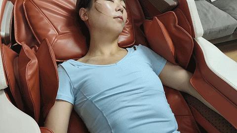 荣泰s60和奥佳华og7505按摩椅哪个好,奥佳华按摩椅og7808测评