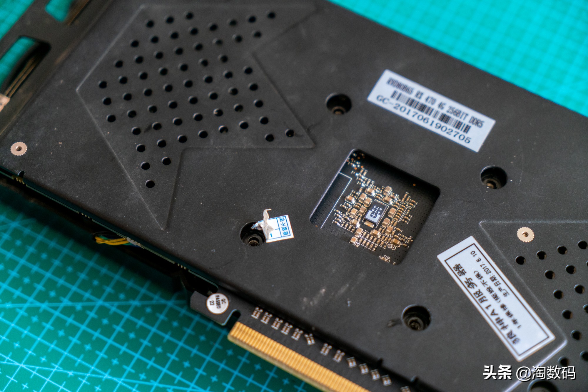 ￥399入手等效AMDRX580,2048sp的矿卡值不值？矿卡拆解烤机解析