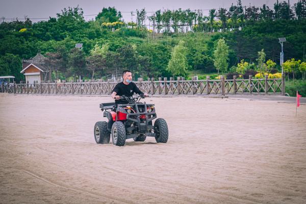 营口团山海洋公园的海蚀地貌,营口海滨国家地质公园