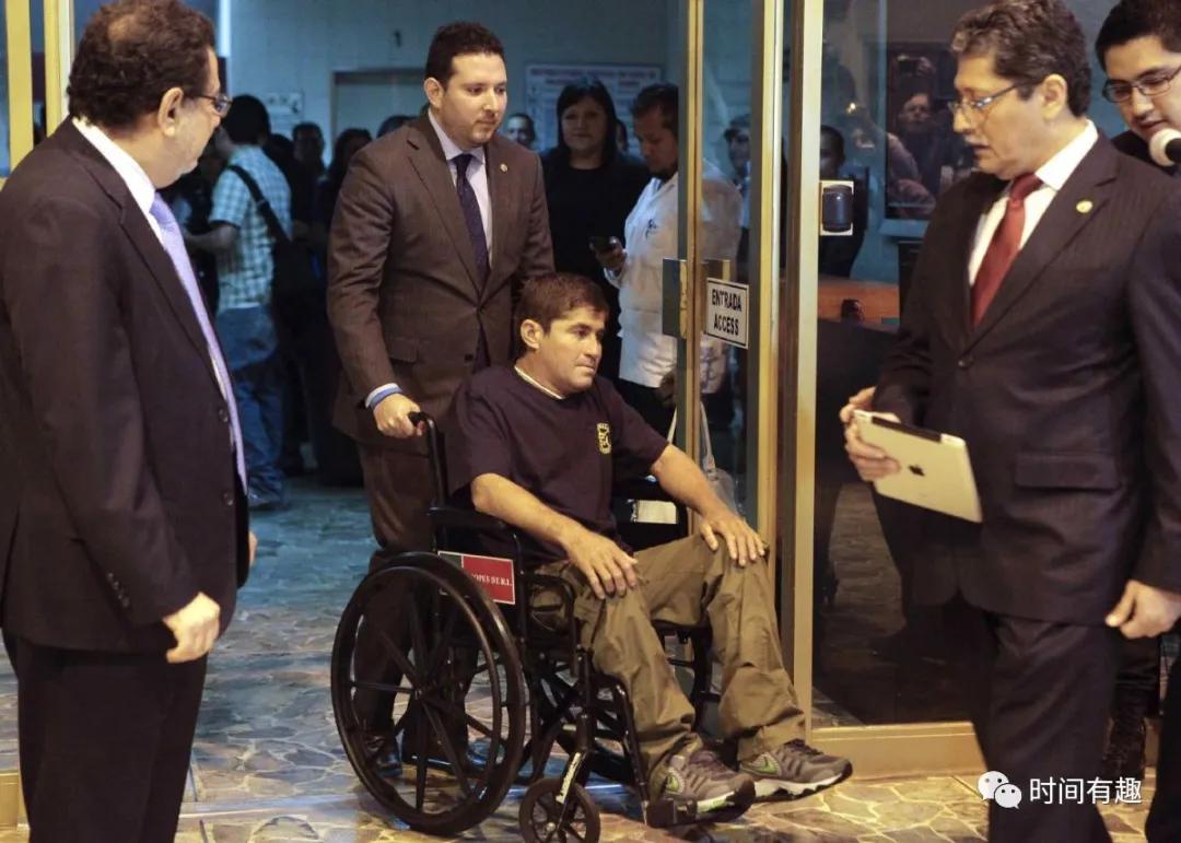 励志：我是怎么在海上漂泊438天奇迹生还并被质疑吃了同伴的？