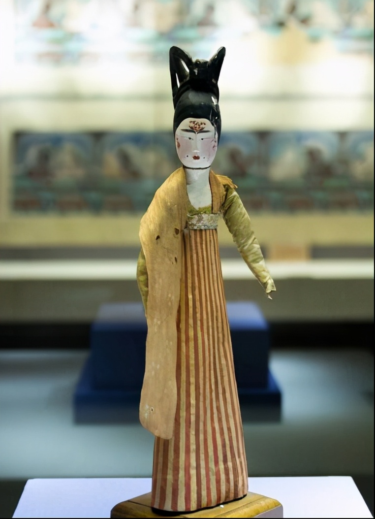 杨紫国家宝藏文成公主,杨紫央视文成公主造型