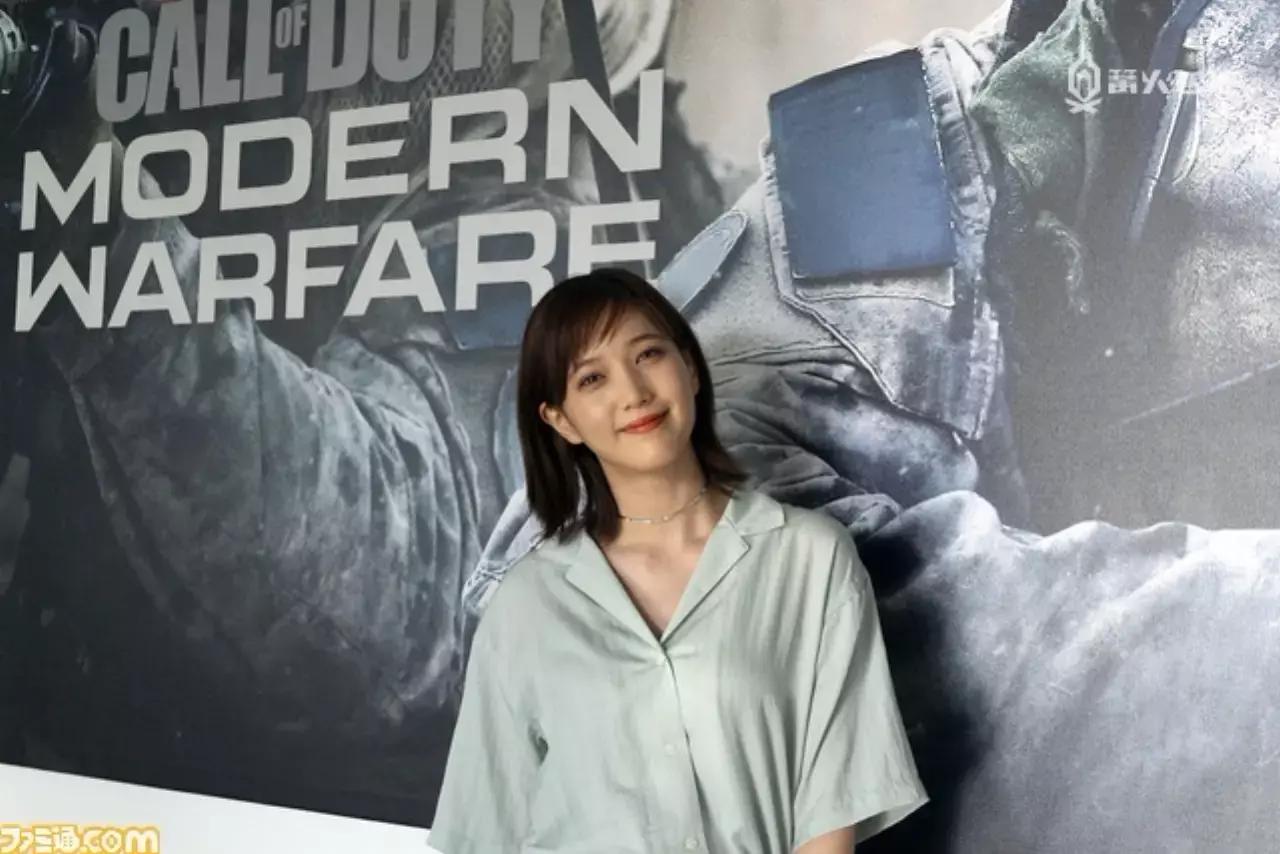 使命召唤现代战争实机演示,使命召唤滑翔翼全部测评