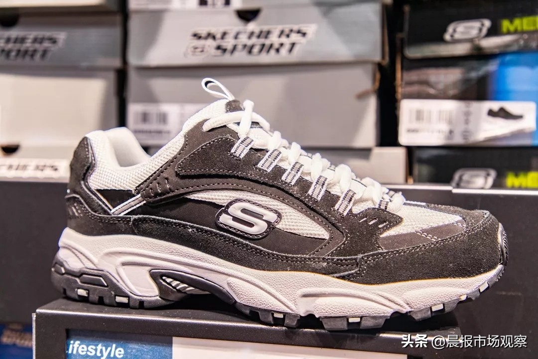 上海青浦百联绫致奥莱旗舰店,百联六城七店感恩日