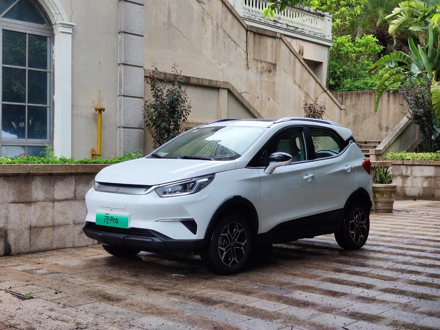 低价有好货!除了“佩刀”外,它处处有惊喜?试驾比亚迪元Pro