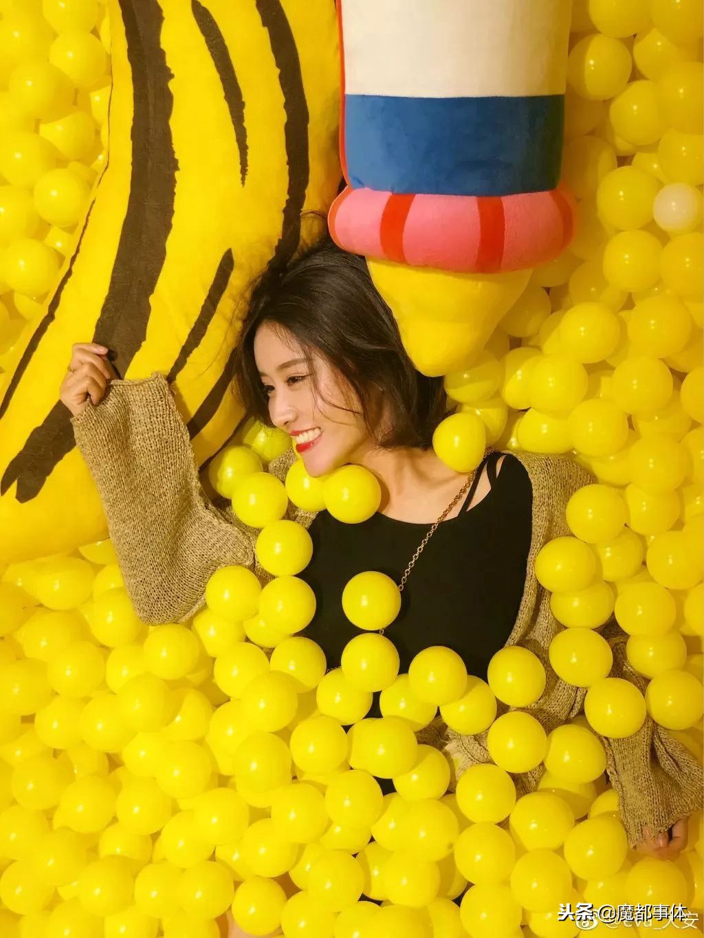 上海天安千树网红打卡点,上海打卡必去的地方排名