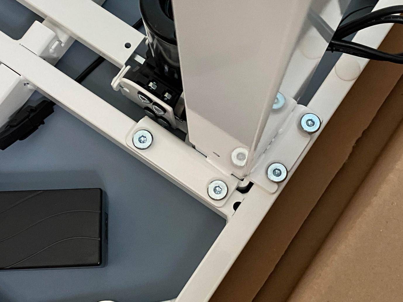 股价涨了五倍多，乐歌电动桌真的这么神奇吗？开箱到使用实测