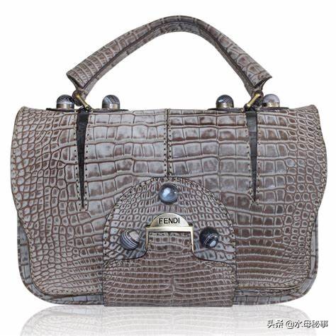 世界上最贵的15个服装品牌,世界服装十大奢侈品