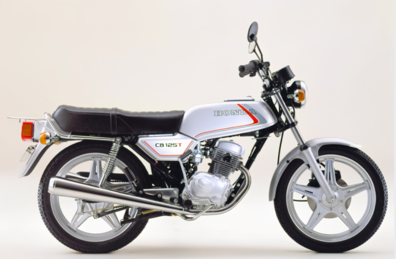 本田嘉陵摩托70cc复古,本田cb1100复古摩托