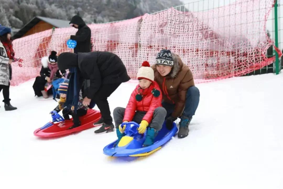 成都周边春节滑雪泡温泉,成都可以玩水也可以玩雪的地方