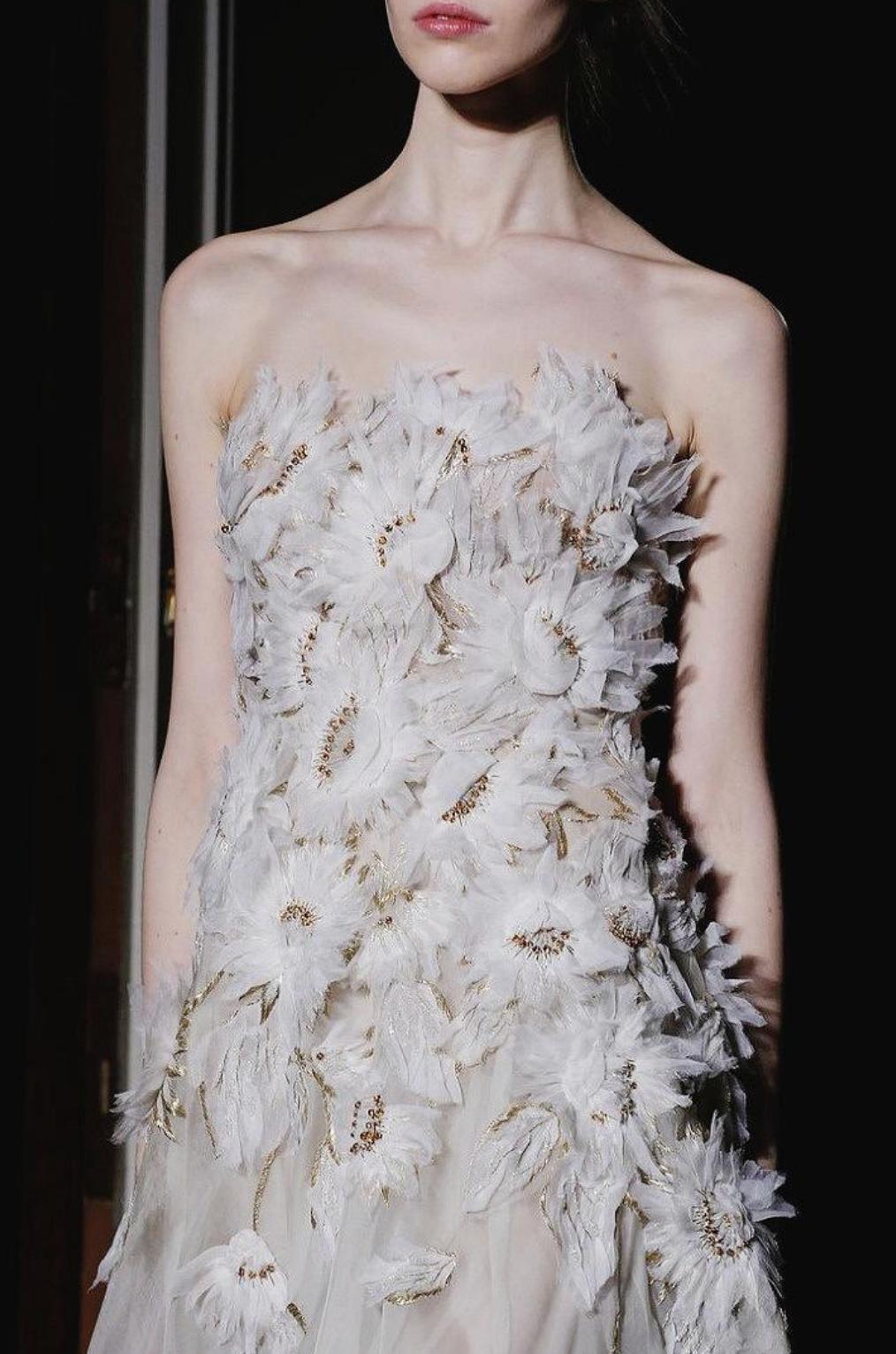 刘亦菲走红毯穿的礼服 (刘亦菲结婚了吗2017)