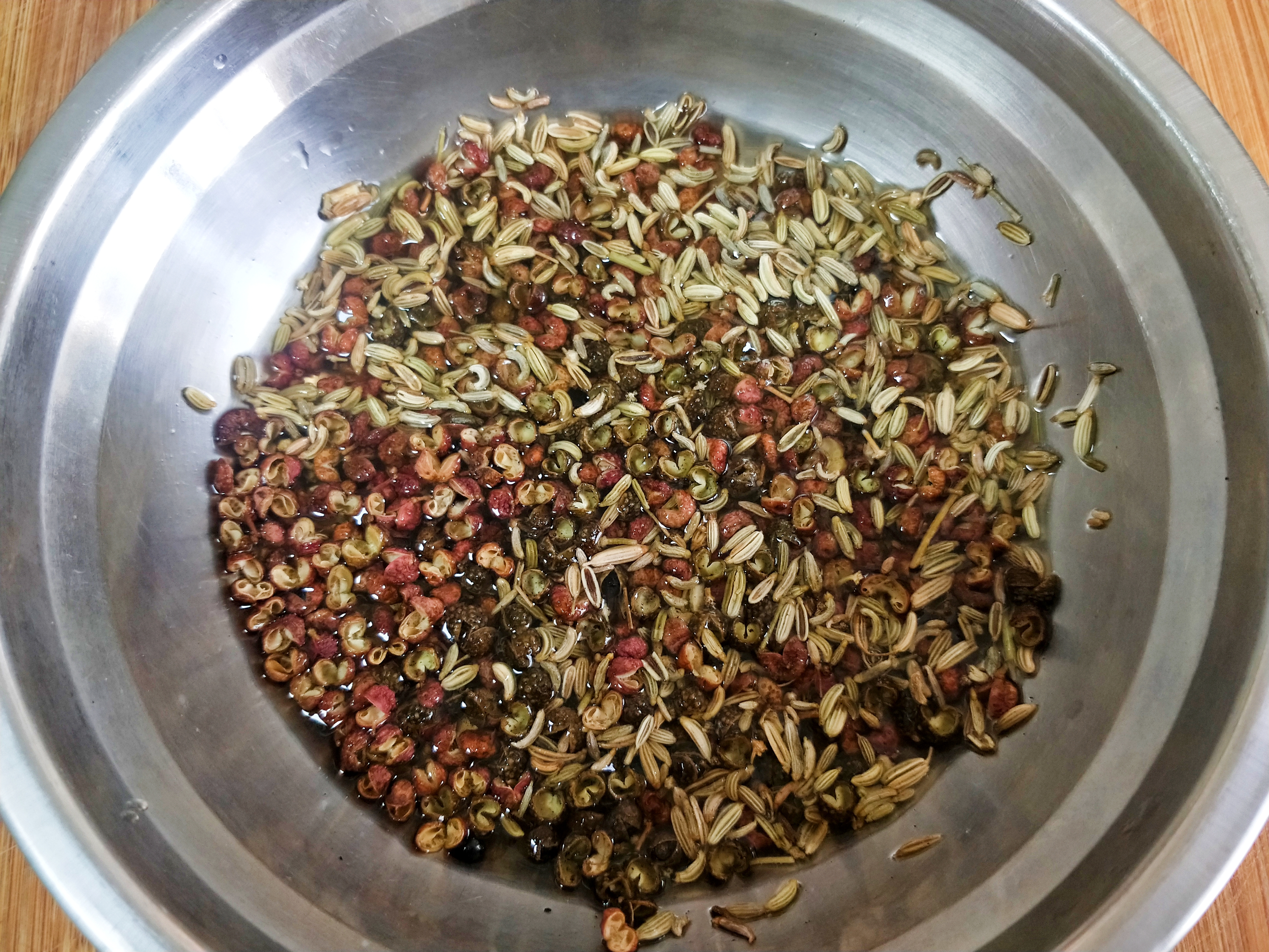 自制椒盐用胡椒还是花椒,花椒怎么炒椒盐