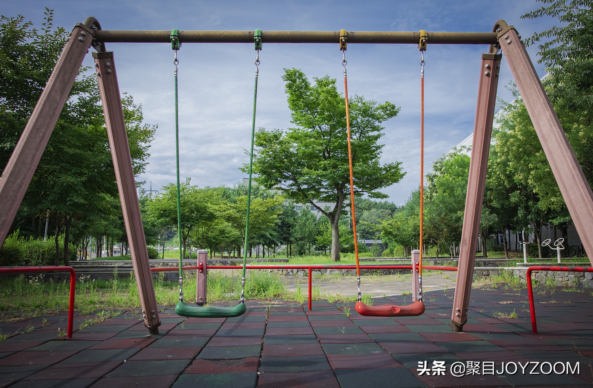 佳能rf28-70f2.8深度评测,佳能rf28-70f2.0什么时候发布的