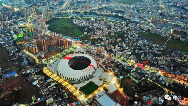 为创建中国足球特区提供人才保障,梅州足球特区创建