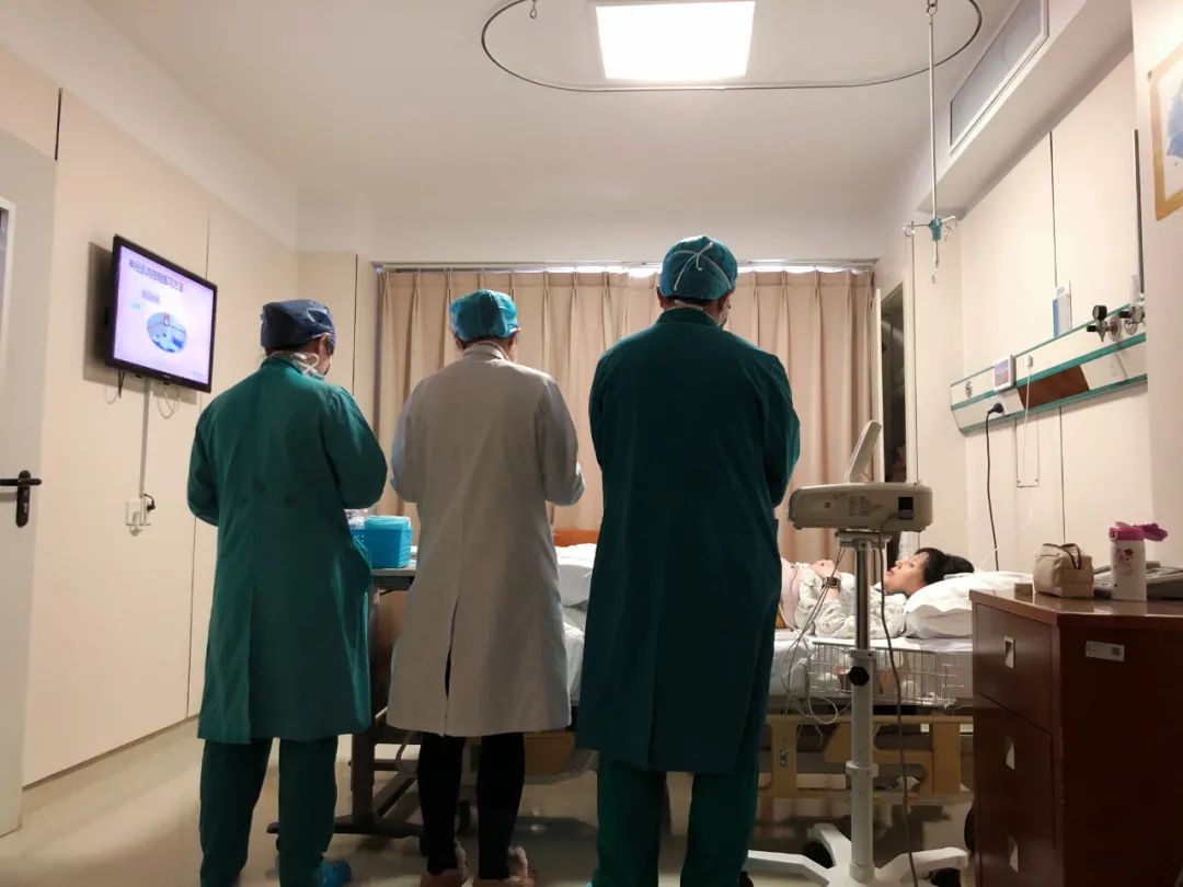 papi酱升级当妈,papi酱从网红到创业的感想