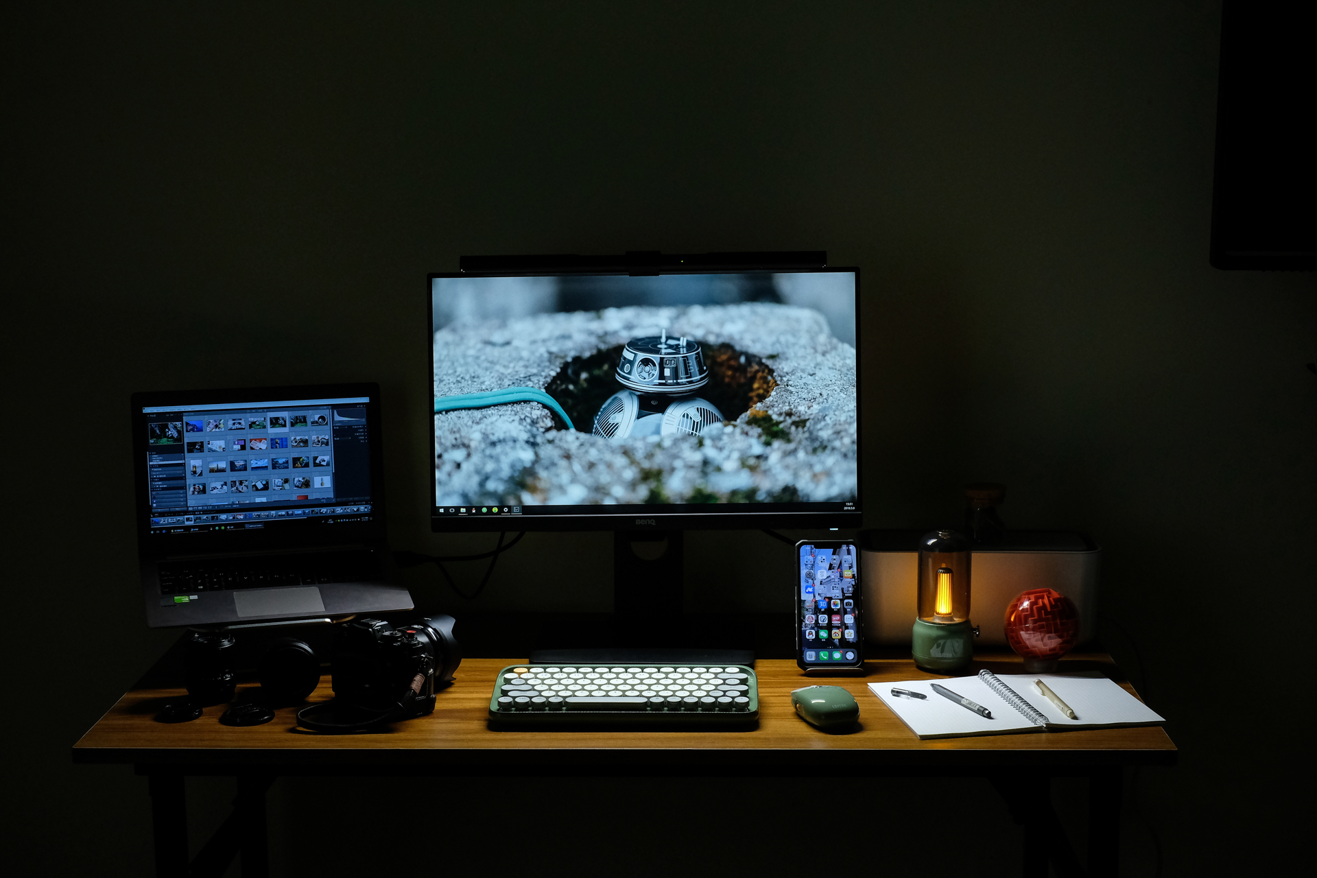 明基screenbar智能屏幕挂灯评测,明基screenbar夜晚挂灯