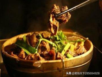 五花肉炒笋衣的饭店做法,鲜笋炒五花肉湘菜做法