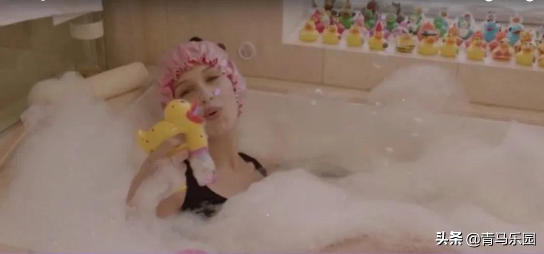 贝拉哈迪德超模视频,贝拉哈迪德米兰超模