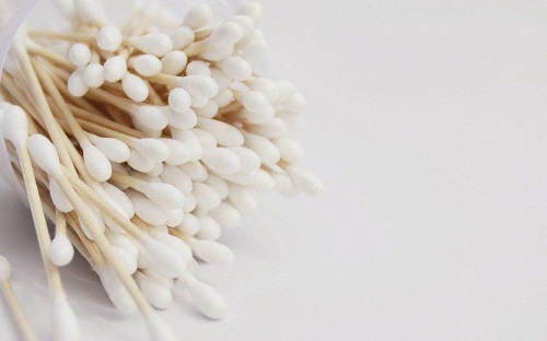 一招解决狗狗身上的癣,泰迪狗身上长癣怎么办