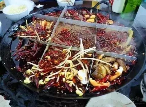 盘点国内最坑十大美食街,国内最踩坑的十条美食街