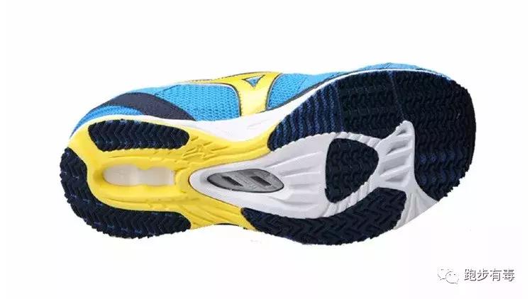 都说跑步是最省钱的运动,都说跑步是最省钱的