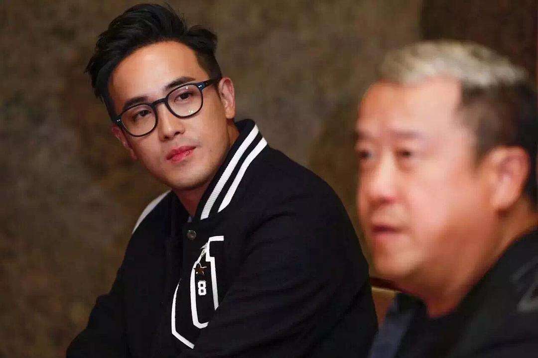 鍛ㄥ啲闆ㄦ垚鍔熺殑鑳屽悗鍏ㄩ潬杩欎釜鐢蜂汉,鎴戝氨绛夌潃