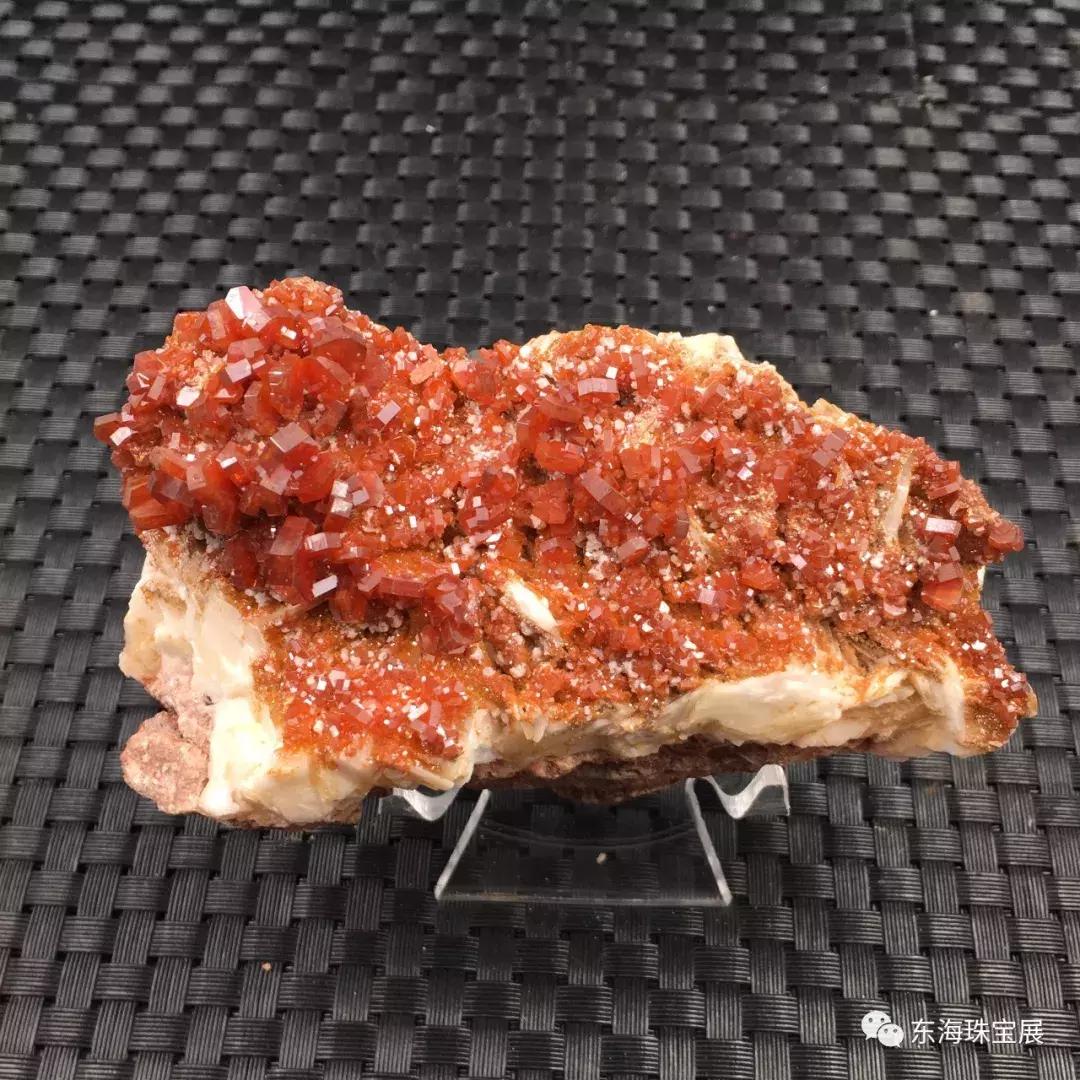 最好看的天然矿物,世界上最珍贵的矿物