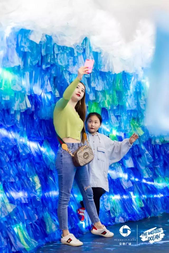 喜茶、和府捞面、兰巴赫……齐聚曲江老牌商场,等你Pick!