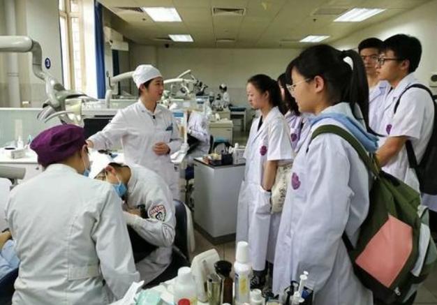 医学类最好就业的专业排名,医学类有前途的专科