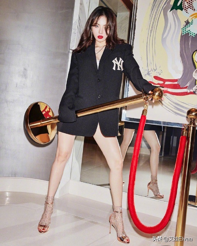 金泫雅私下穿搭 (金泫雅在综艺跳im not cool野马舞)