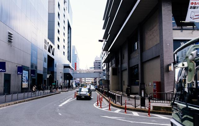 没钱投资怎么创业创业技巧有哪些,到底是没钱创业还是有钱才创业