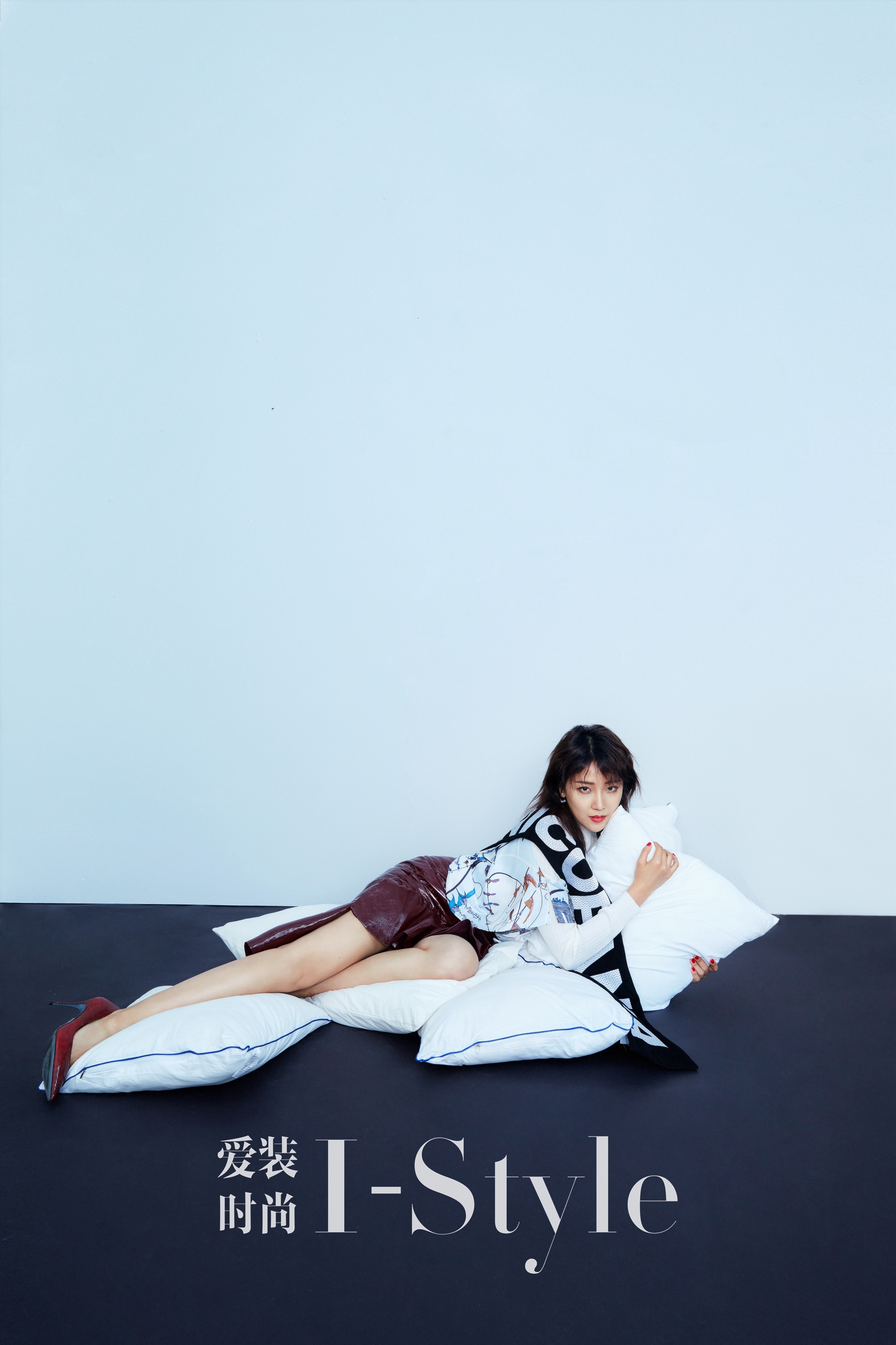 文艺女青年菅纫姿 (菅纫姿淡雅如菊让人好生喜欢)