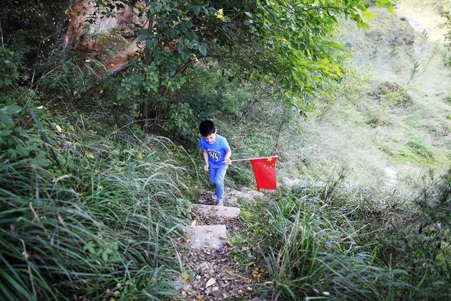 泾川罗汉洞书记,泾川罗汉洞坡传说