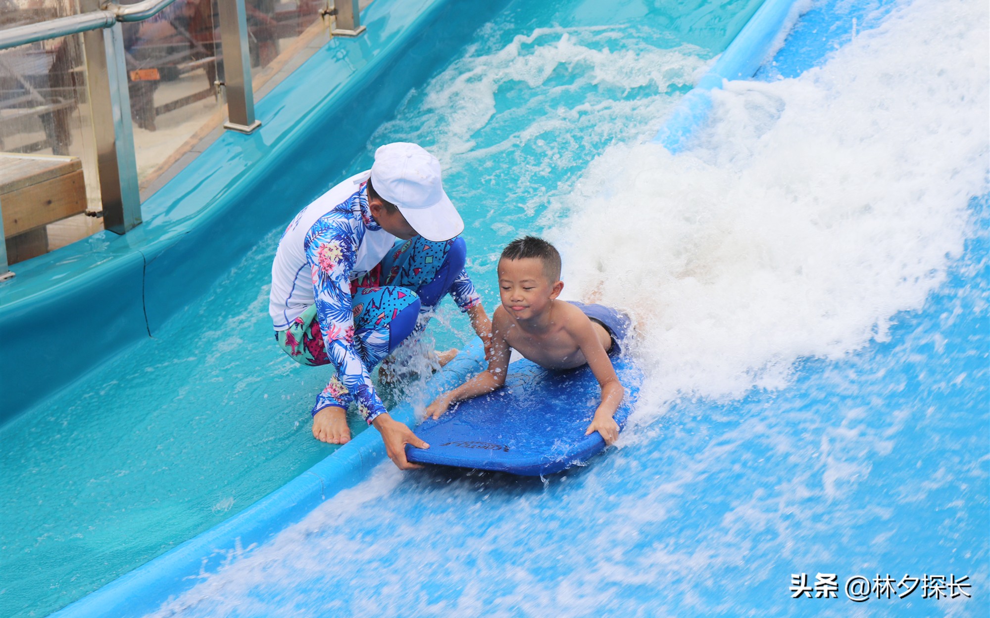 中国第一潜水基地——三亚蜈支洲岛，别名“烧钱岛”