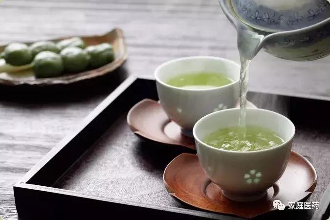 喝了冷饮喝什么茶解渴最好,夏天喝这六种茶不仅解渴还能消暑