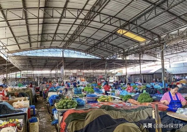 老挝首都万象发展情况,老挝首都万象为什么那么靠近边境