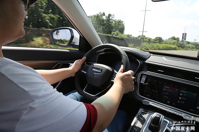 吉利远程皮卡fx2023款新车落地价,吉利远程轻客超级van驾驶体验